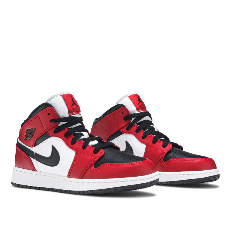 black toe jordan mid