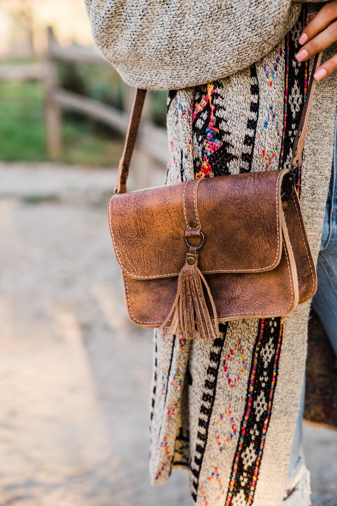 LEATHER AND VODKA DANUBE CAMEL FRINGE HANDBAG – Maverick Fine Western Wear