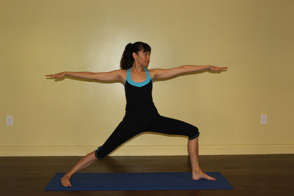 Yoga Poses For Fall: guerrier II - Virabhadrasana II