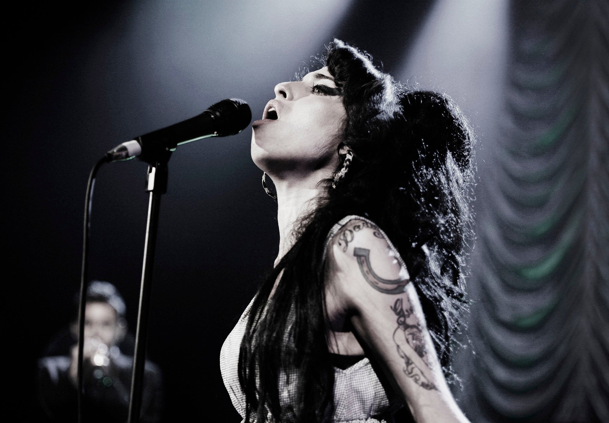 amy winehouse back to black tour