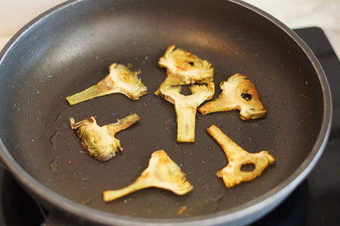 Artichokes & black truffle served in truffle juice