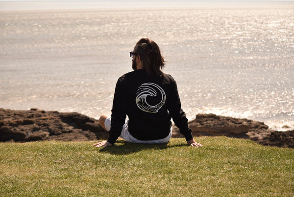 Surfing and lifestyle clothing for men and women