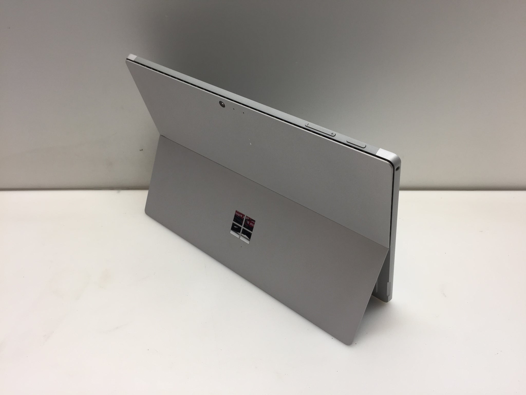 Microsoft Surface Pro 5 1796 12.3