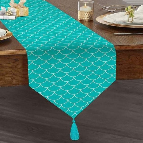Roof Tile Pattern Table Runner|High Quality Triangle Chenille Table Runner|Single Color Geometric Runner|Decorative Seamless Tasseled Runner