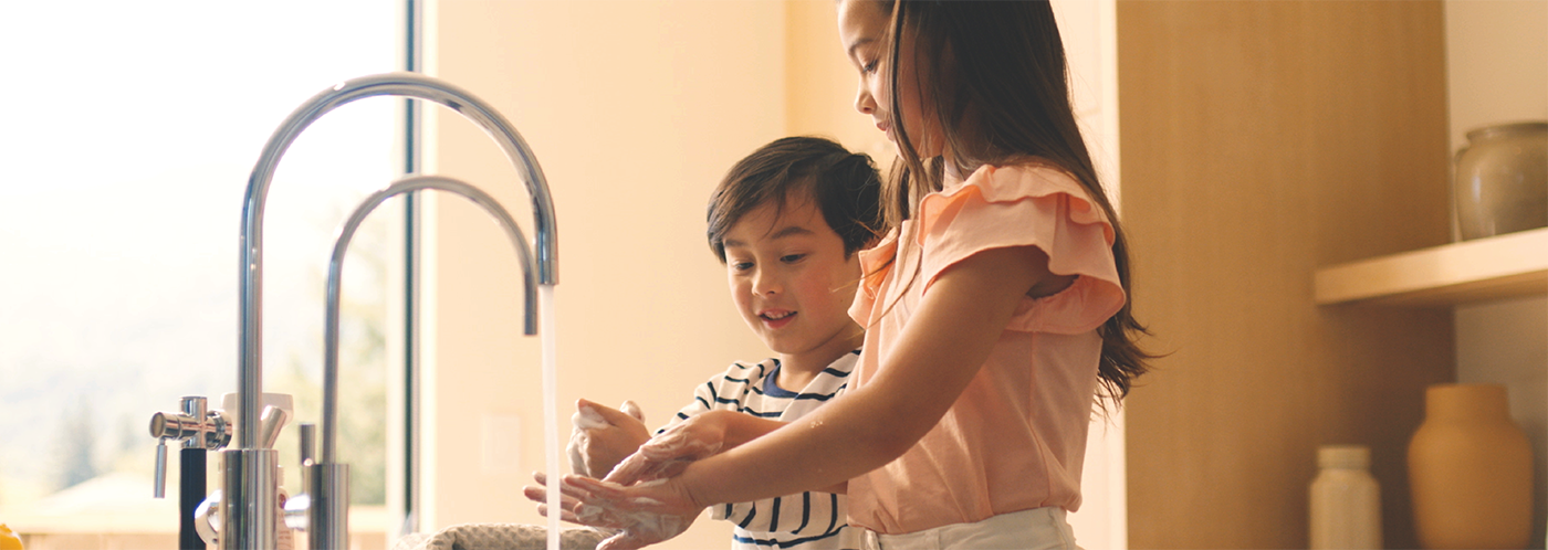 GET YOUR ENTIRE FAMILY TO PRACTICE GOOD HANDWASHING HABITS