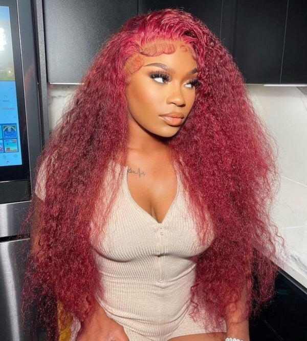 The Red Crimson Bob – Best Rihanna Hairstyles