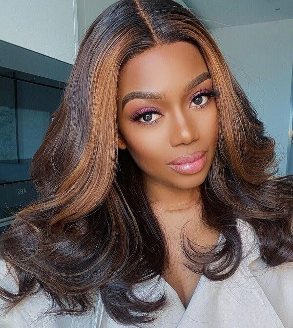 Caramel Brown Money Piece Highlight on Chocolate Brown Waves