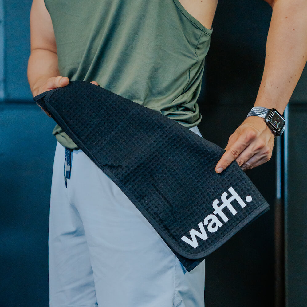 waffl mini towel - stealth black - waffl product image