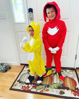 Evenflo employee, Paulina A.’s family as Tails and Knuckles
