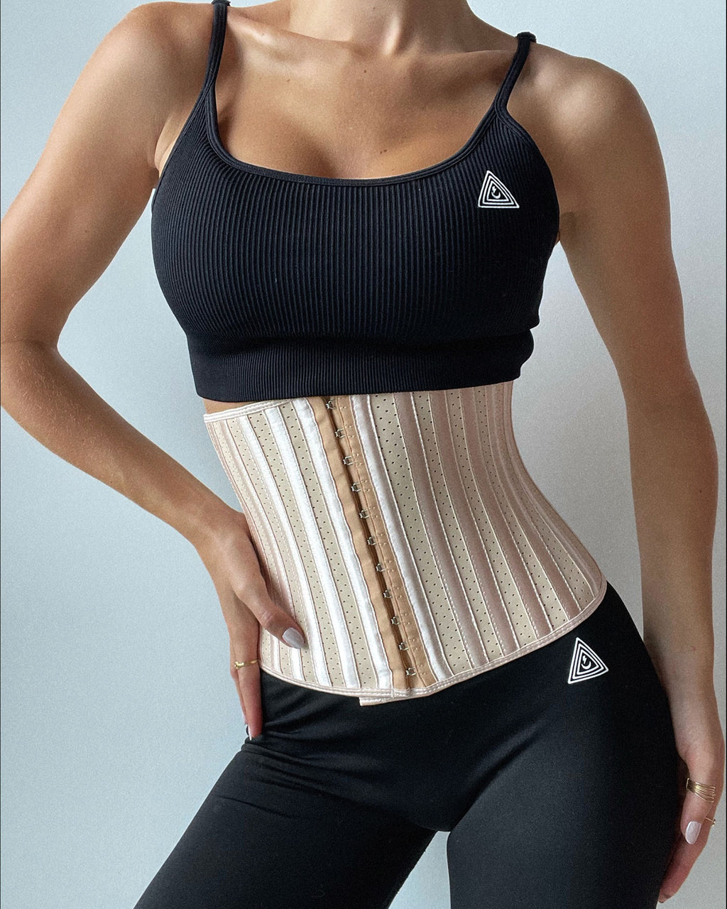 Size M waist trainers/4 bones  Clothes design, Black waist