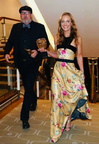 lesley paterson at the baftas wearing the gold esmeralda 