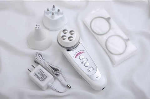 A complete set of Belega Cell Cure 4T Plus beauty device for deep cleansing and enhancing toner absorption - The Best Skincare Routine for Oily Skin Malaysia, best exfoliator for oily skin malaysia - BeautyFoo Mall