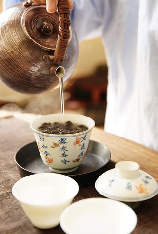 Japanese tea offers excellent hydration, quenching thirst and replenishing the body