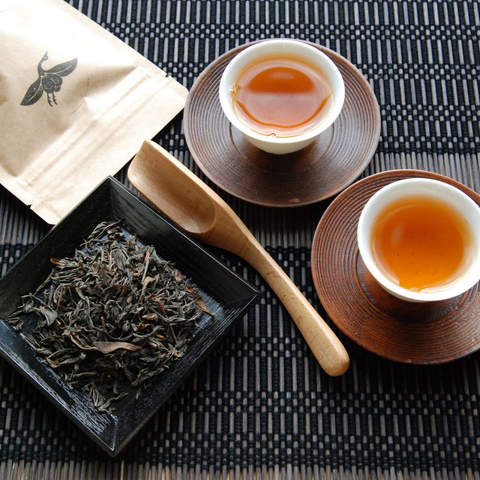 Embrace the classic warmth of Kōcha, black tea for Christmas coziness