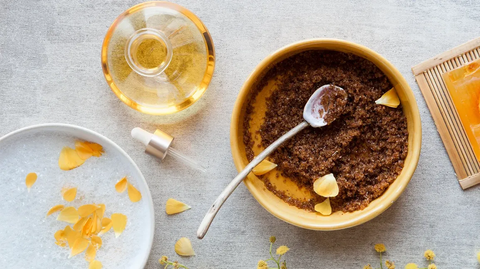 Exfoliate your scalp with brown sugar for a revitalizing DIY hair mask