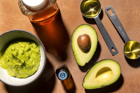 Transform dull hair with avocado's fatty acids in this enriching DIY mask