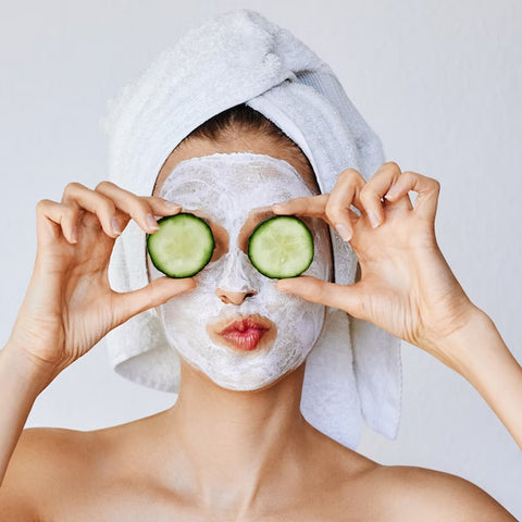 黃瓜片可用於健康的眼睛護理日本實踐