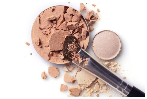 Fixing broken compact powder is a more practical and eco-conscious choice compared to simply replacing it