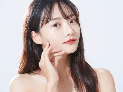 Japanese beauty's skincare routine focuses on achieving “mochi skin”.