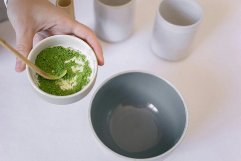 Rich in antioxidants like EGCG, matcha combats free radicals from UV rays and pollution