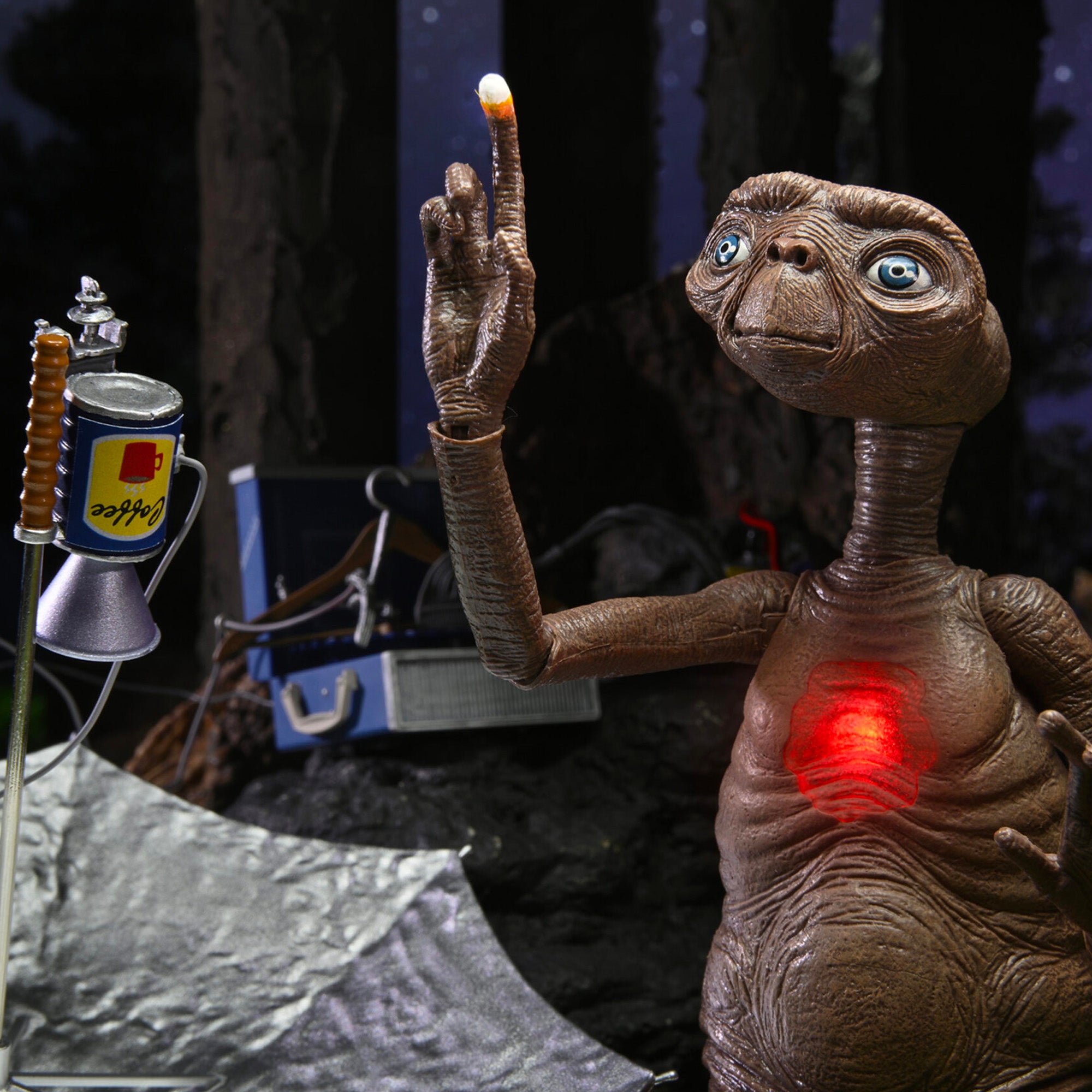 NECA: E.T. - Ultimate Dress Up E.T. 7