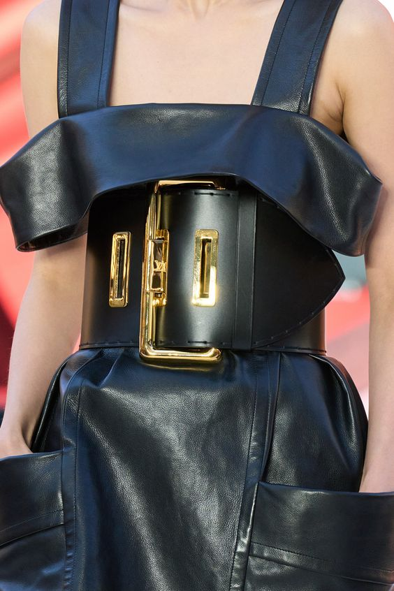 Accessories You NEED To Own  2023 Fashion Trends 