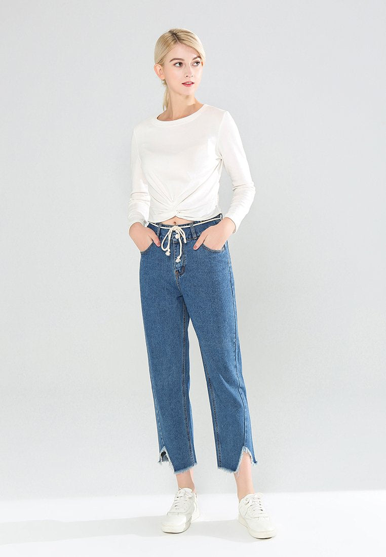DENIM JEANS WITH FRAYED BOTTOM CONSTRUCTION