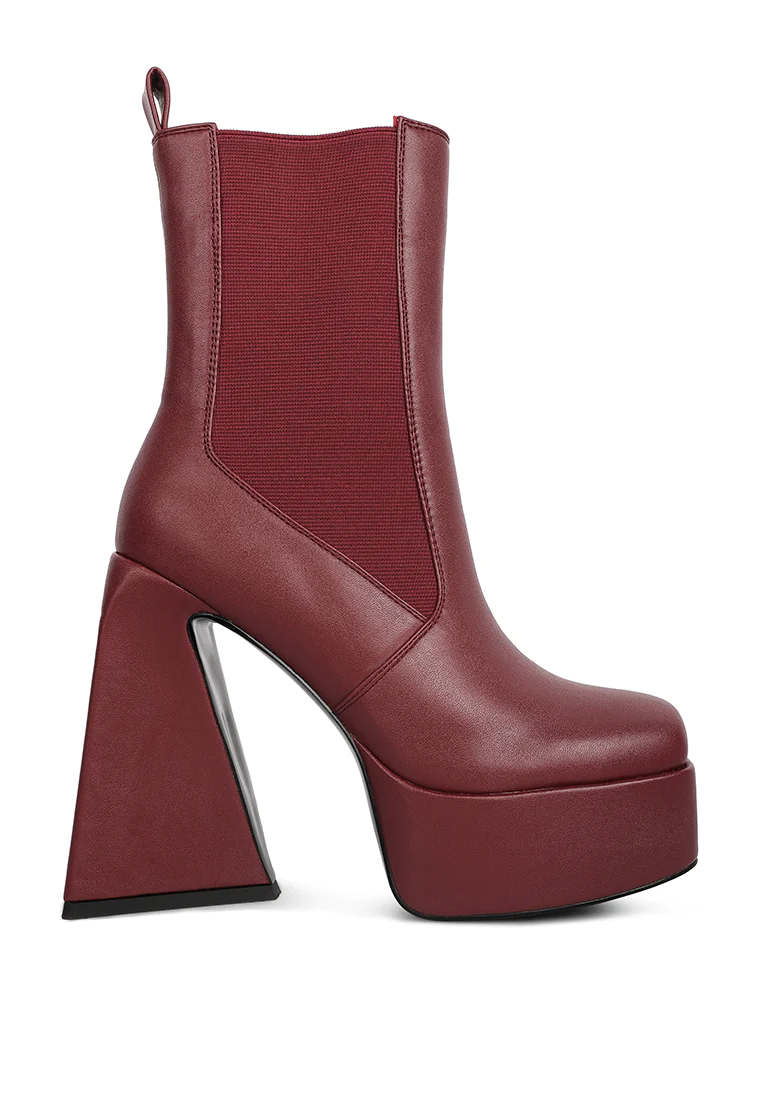 Frosty High Platform Block heeled the Chelsea Boot