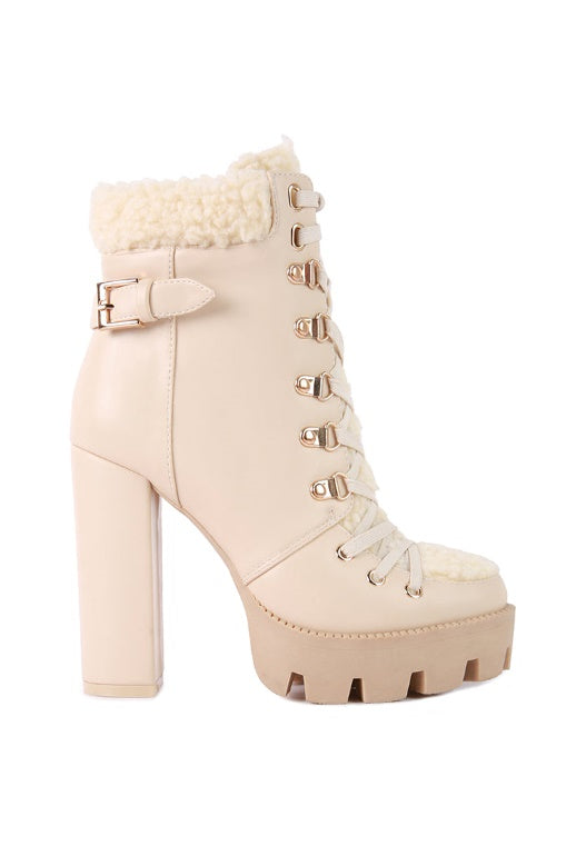 Pines Faux Fur Collared Platform Boots