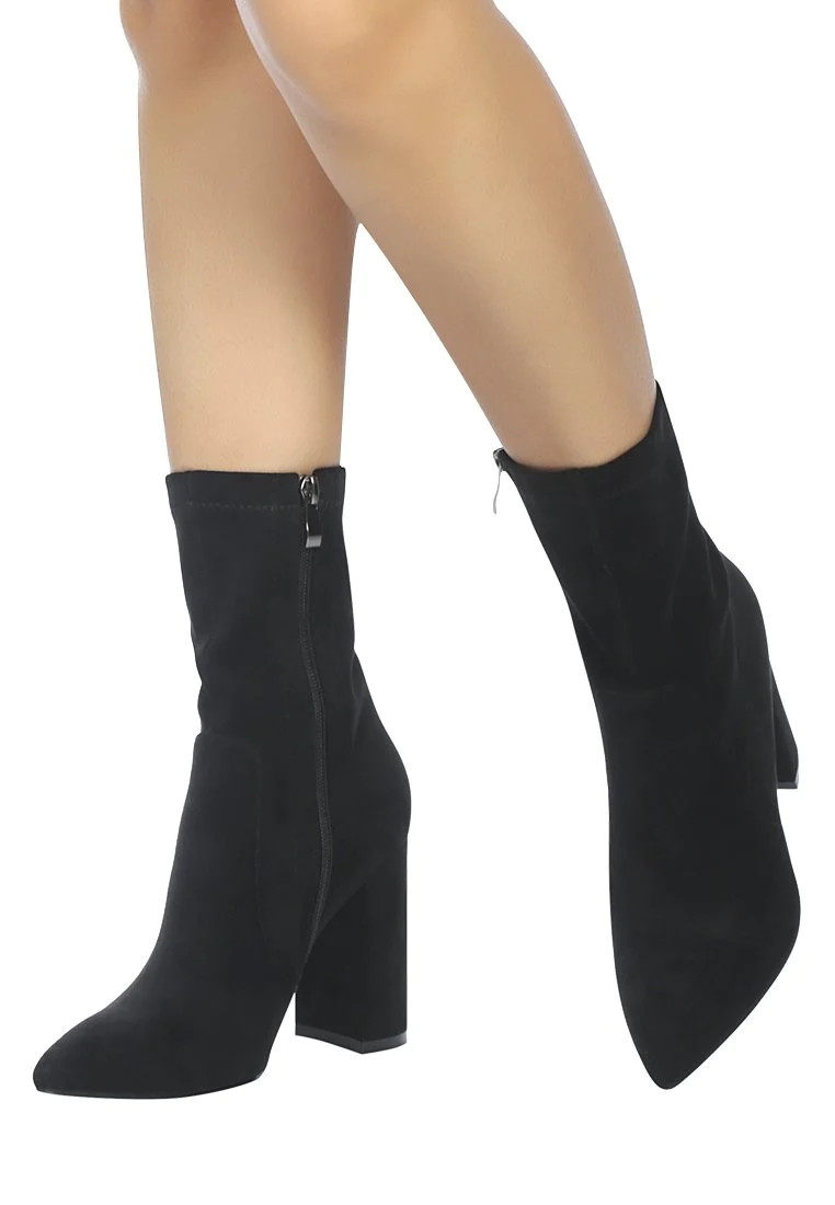 Zahara Pointed Block Heeled Boots