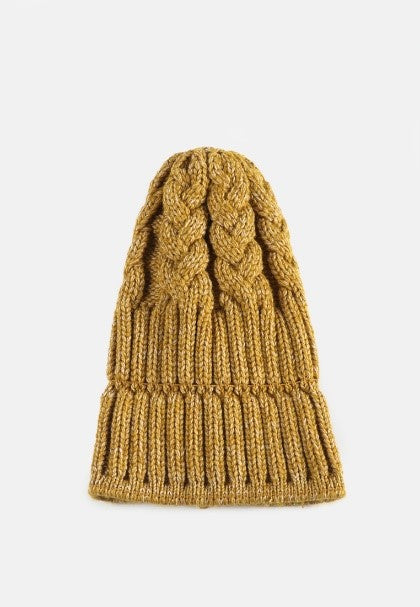 cable knit beanie