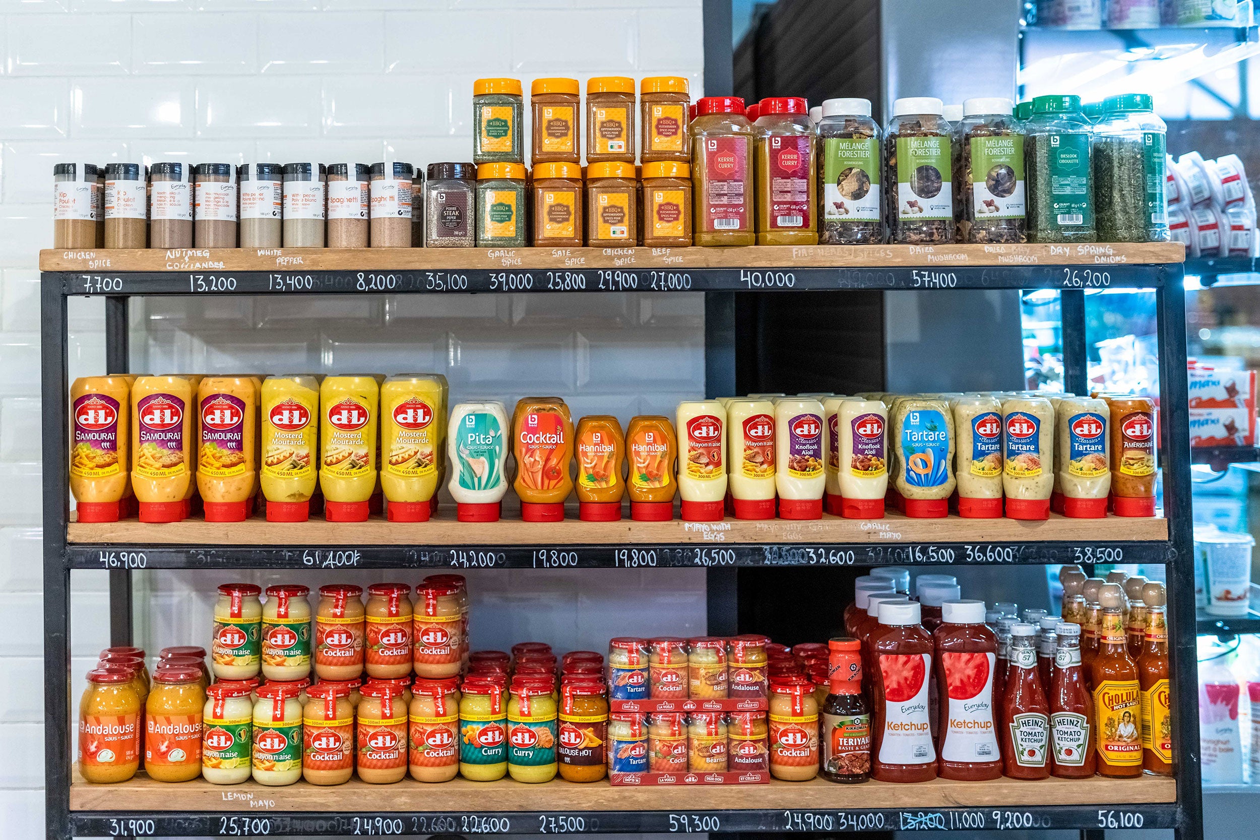 Condiments & Spices – Le Gourmet Delicatessen