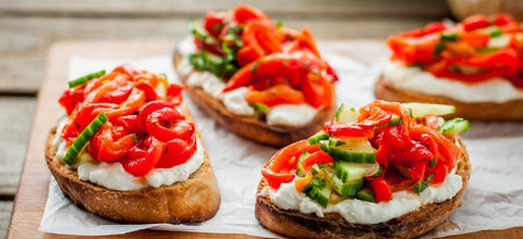 Tostadas de pimientos rojos