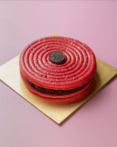 1006 French Macaron Cake | London Amazing Cakes