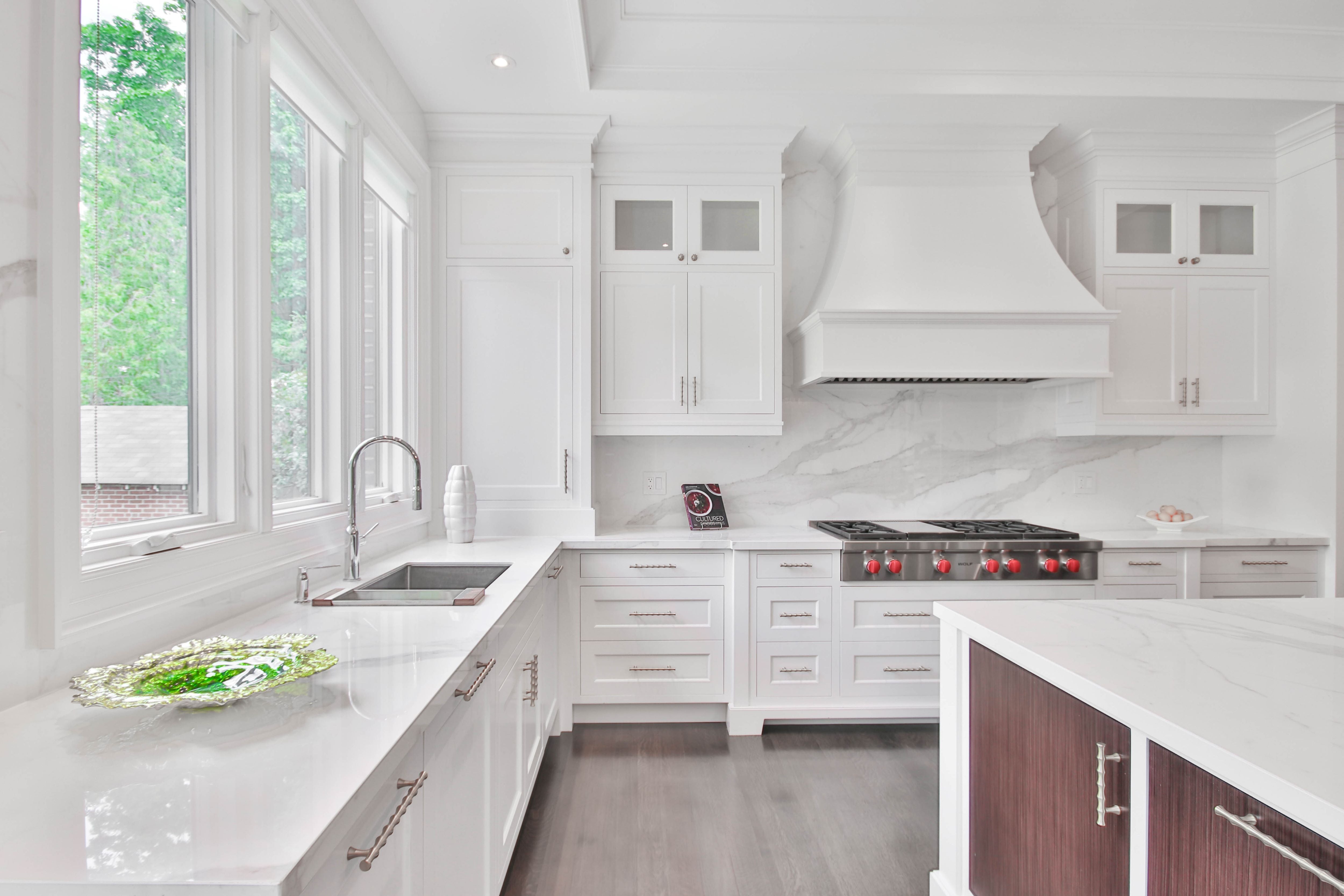 kitchen cabinets and how important it is to get good ones.