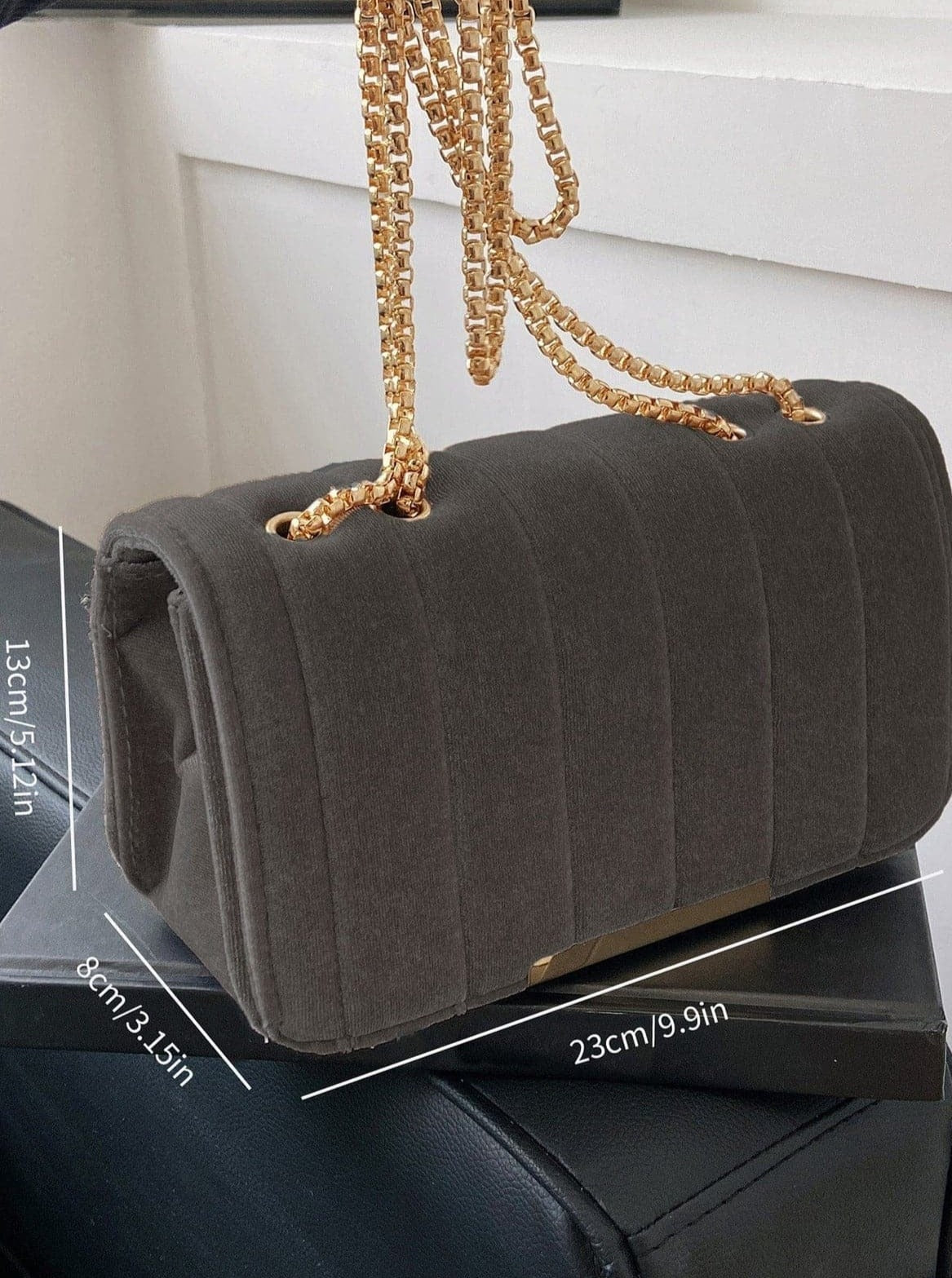 Minimalist Flap Chain Velvet Square Bag | GYPSY