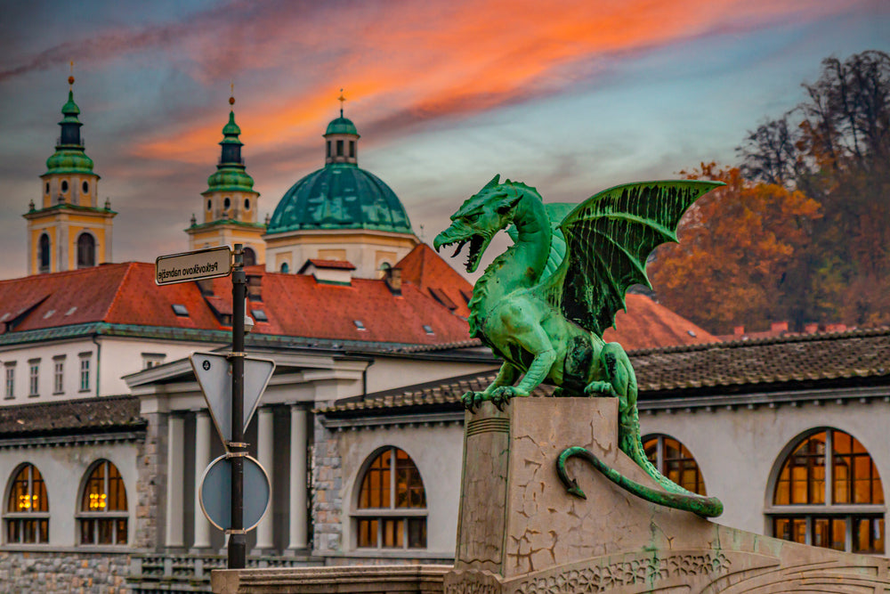 Close-up of the Dragon statue