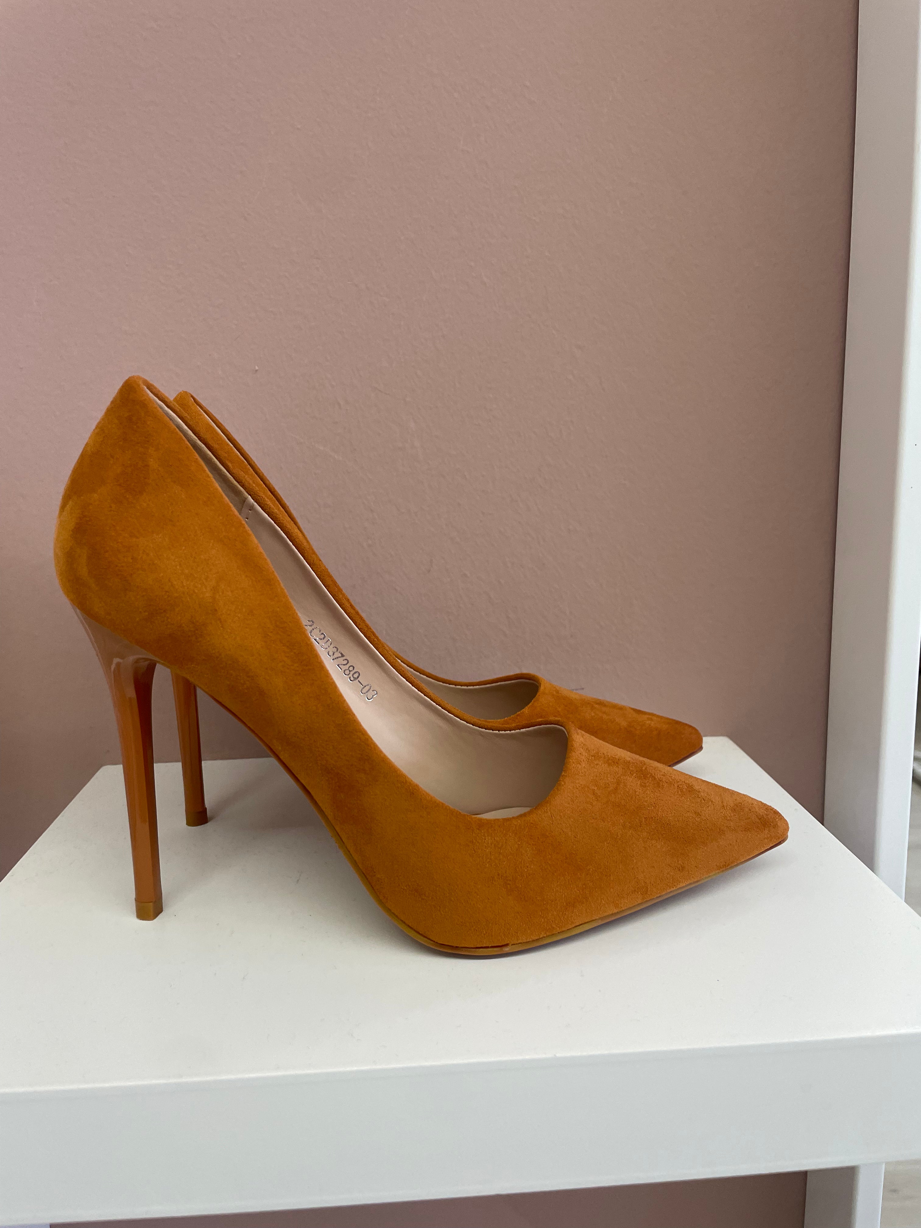 Decollete Camel