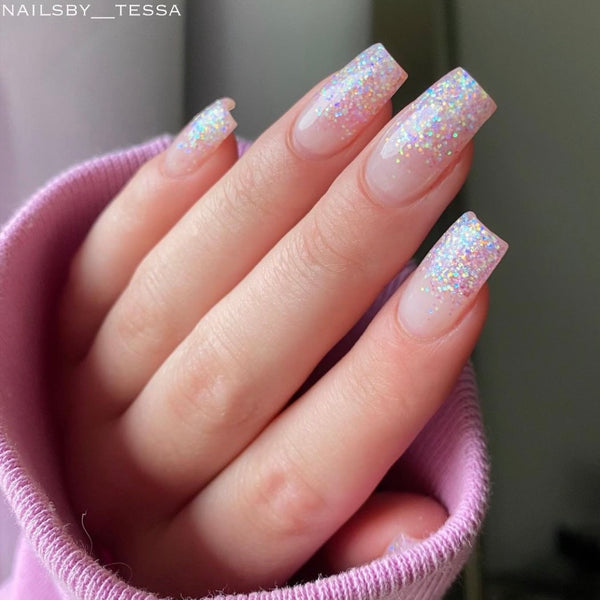 Light pink and glitters 🩷 : r/Nails