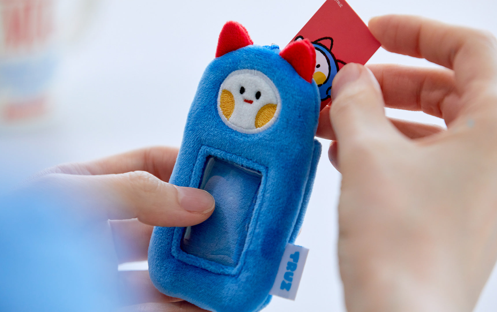 TRUZ minini PENCIL CASE LIGHT BLUE – LINE FRIENDS COLLECTION STORE