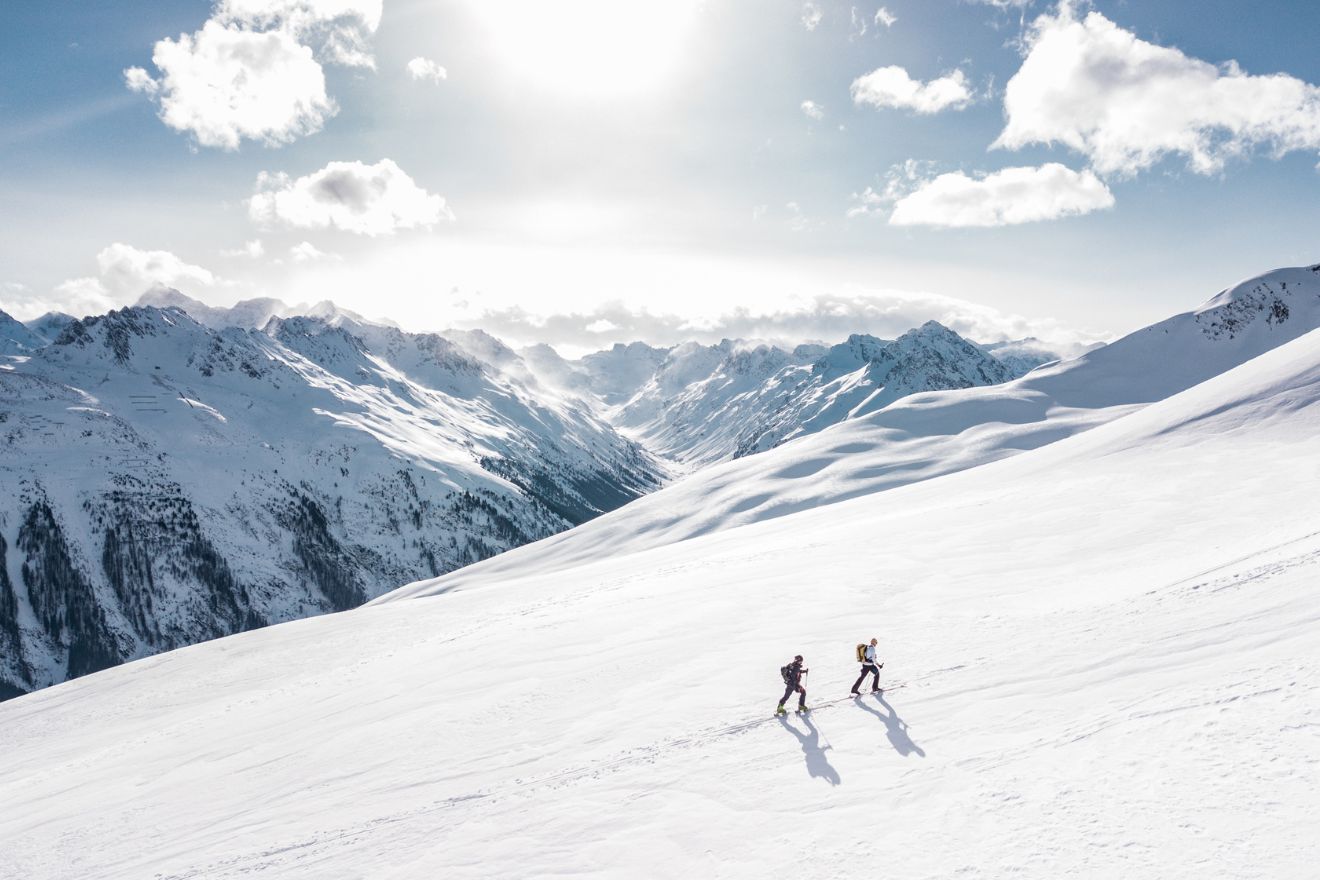 Skiing through the wilderness