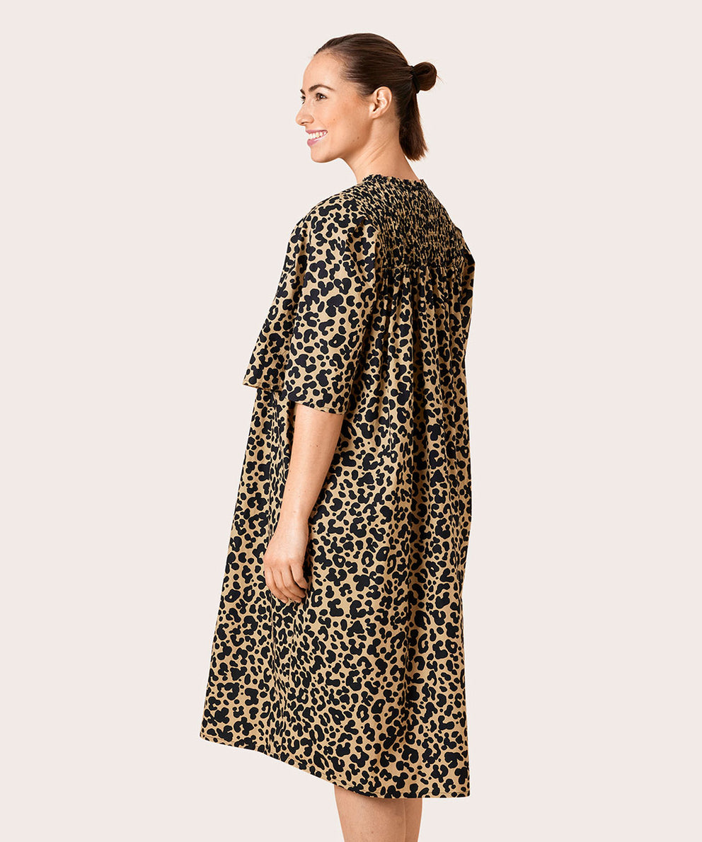 Nirassa Cotton Dress – Pale Khaki Leopard Print – Masai