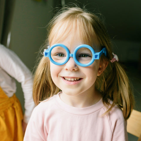 occhiali di plastica per bambini