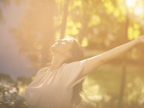 an image of a woman Optimizing Exposure to sun Light