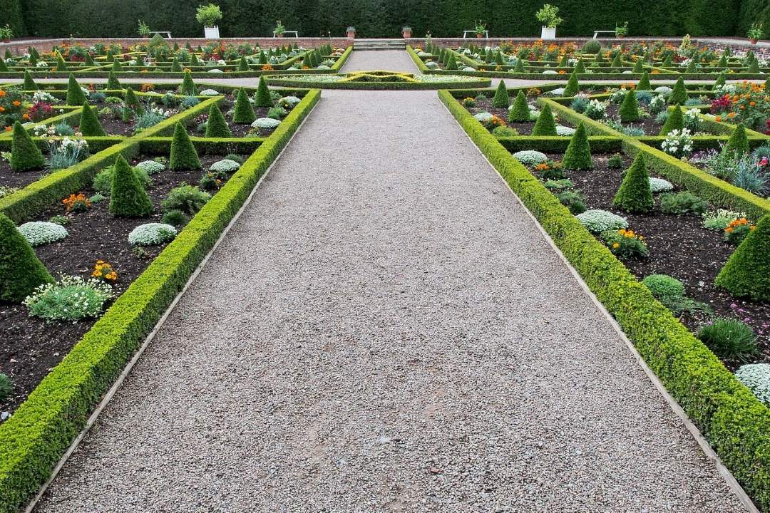symmetrical garden