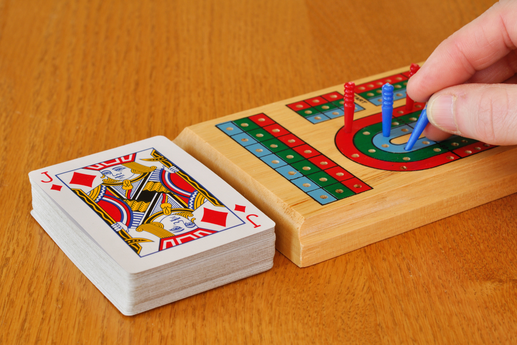 Cribbage is a popular card game that has been enjoyed by people for centuries. It's a game of strategy, skill, and luck that can be played with two or three players. If you're new to cribbage, it may seem daunting at first, but with a little guidance and practice, anyone can learn to play like a pro. In this guide, we'll cover the basics of how to play cribbage and provide tips and tricks for beginners to get started.