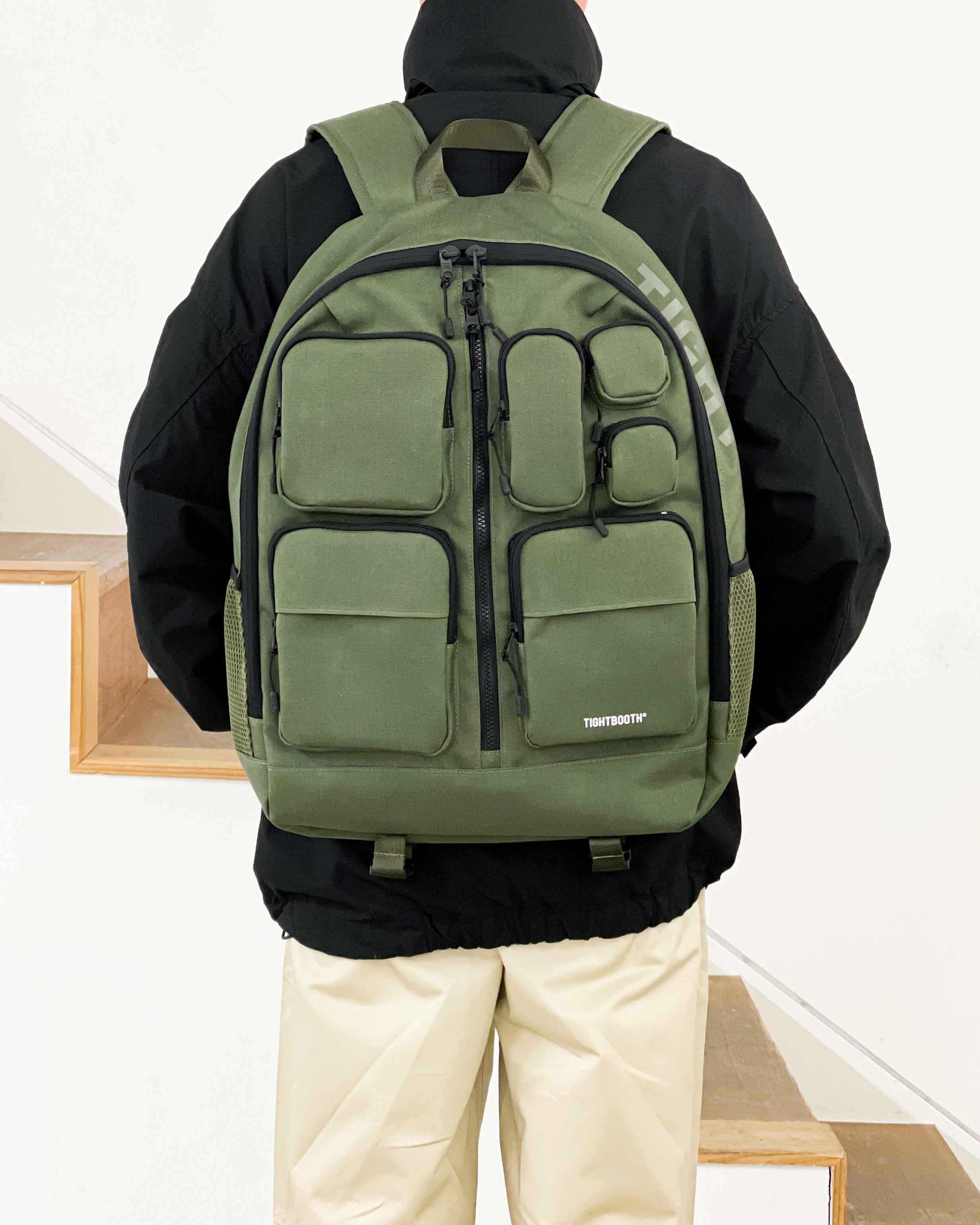 独特な tightbooth UTILITY BIG BACKPACK リュック/バックパック