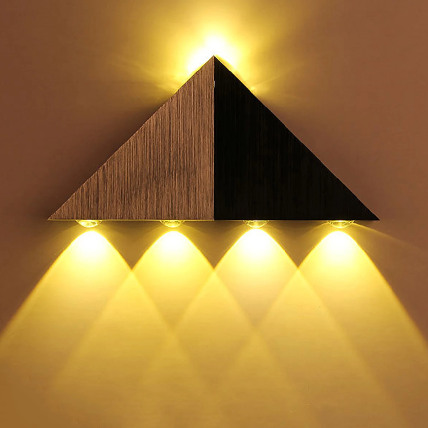 Triangle Dekorations-LED-Wandleuchte 50% RABATT