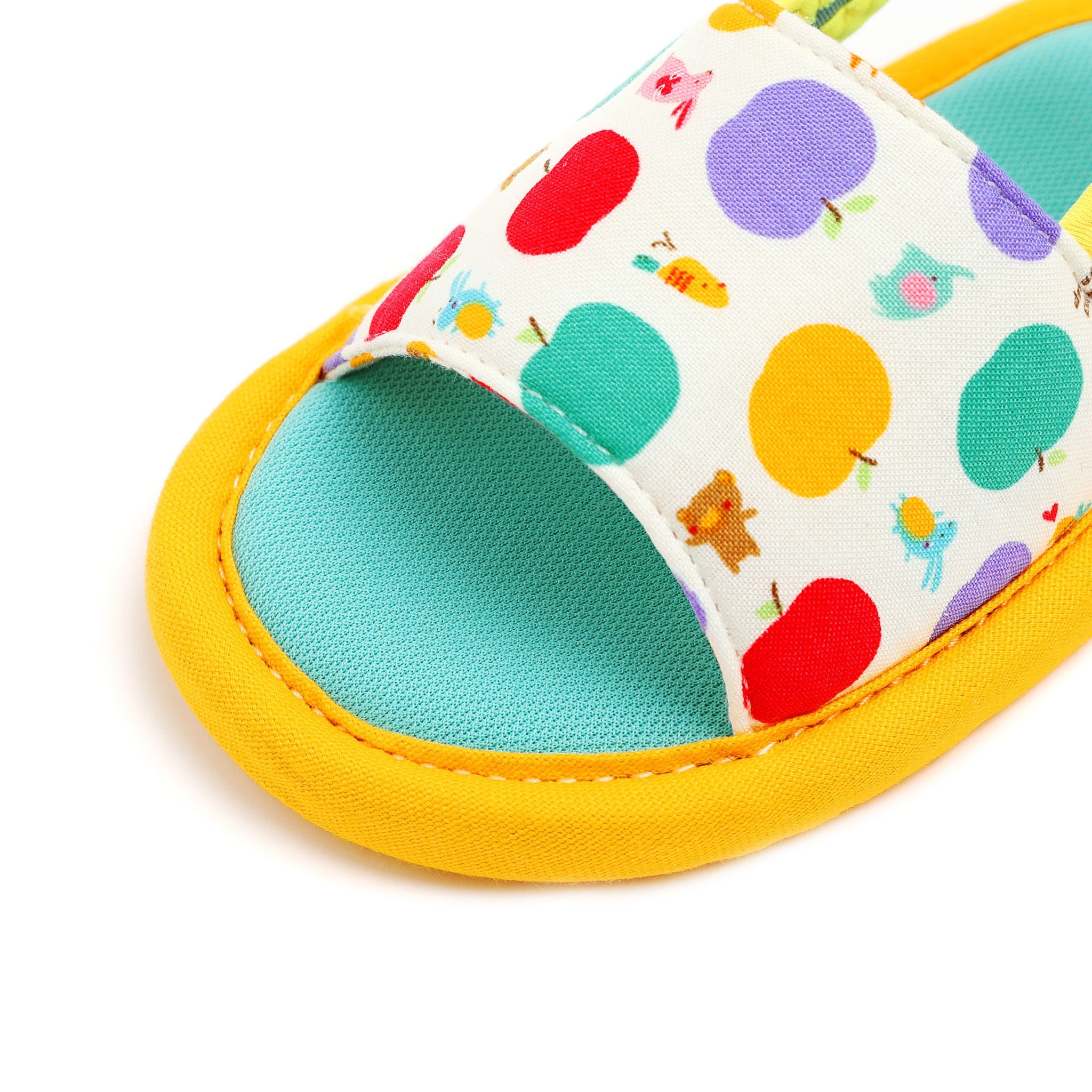 OZKIZ | 'Like a Cloud' Indoor Noise Reducing Slippers (For Kids and ...