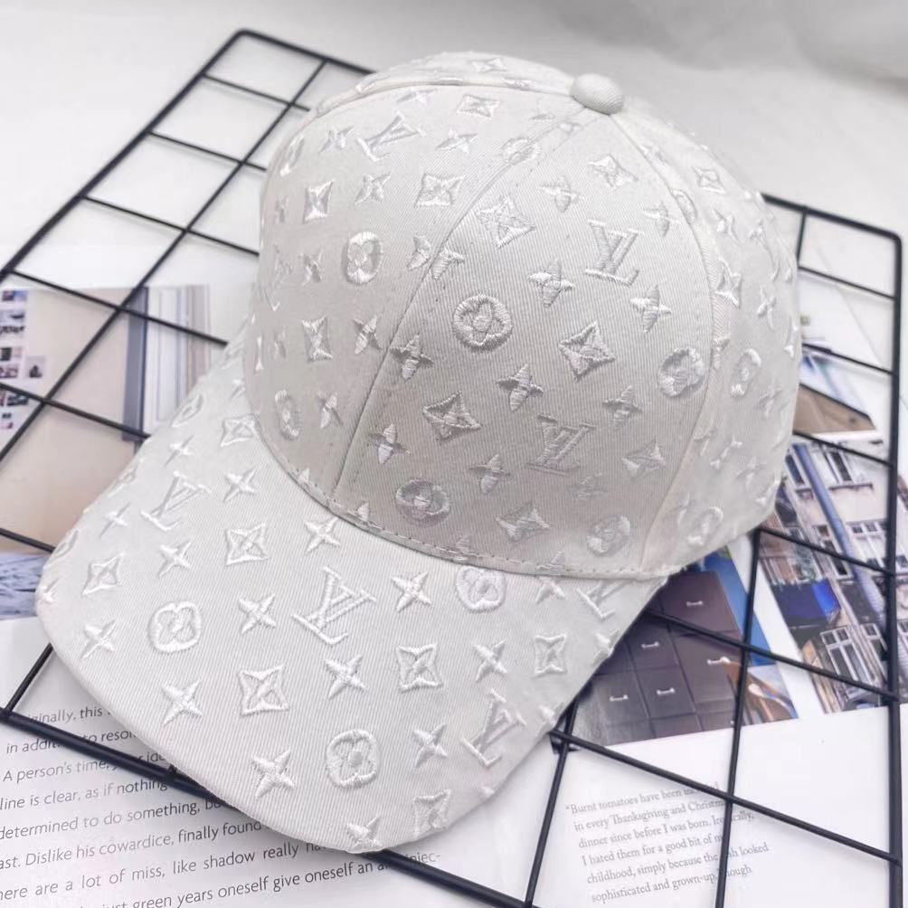 Louis Vuitton LV baseball hat Cap